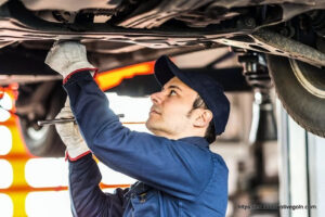 Auto Mechanic, Auto Mechanic Engineer, Auto Service Technician, Automobile Gurukul, Automotive Gurukul